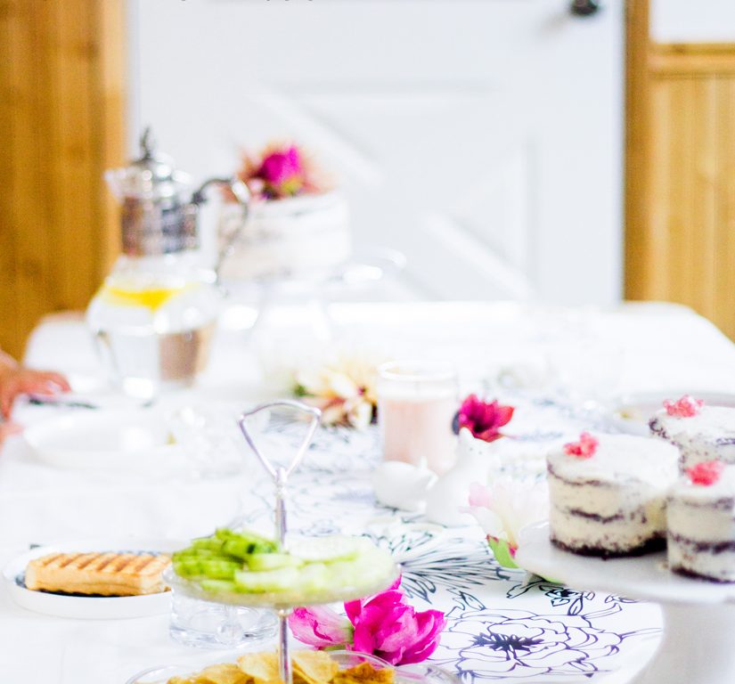 valentine floral table runner free printable