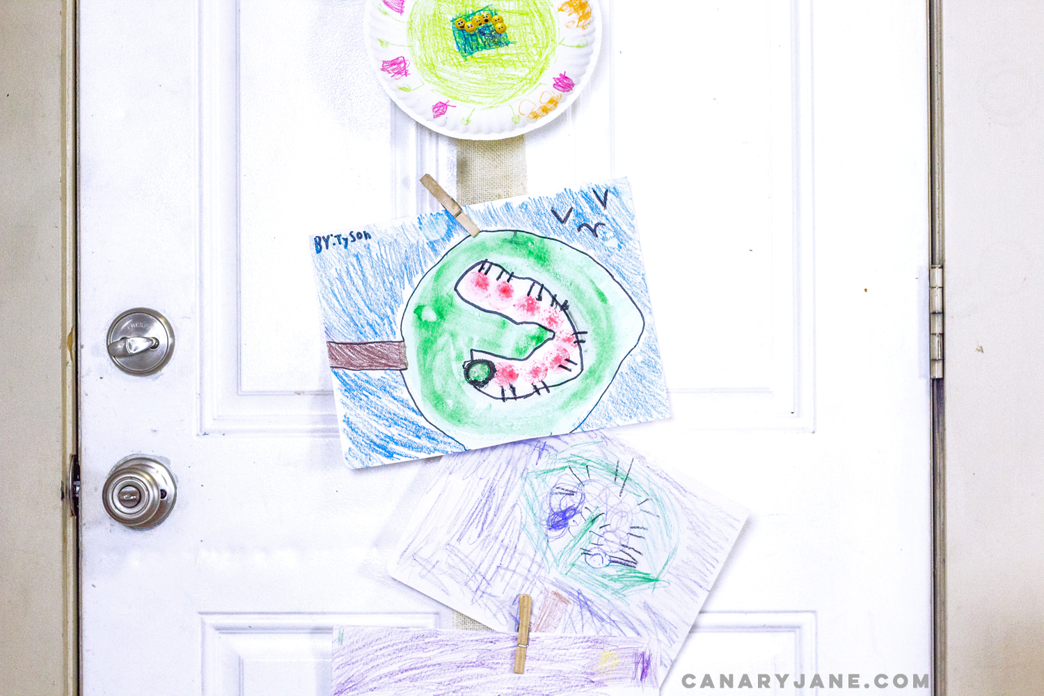 Ribbon Drawing display