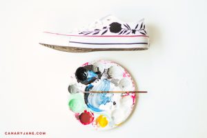 DIY FLORAL EMBROIDERy