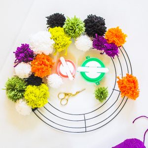 halloween pom pom wreath
