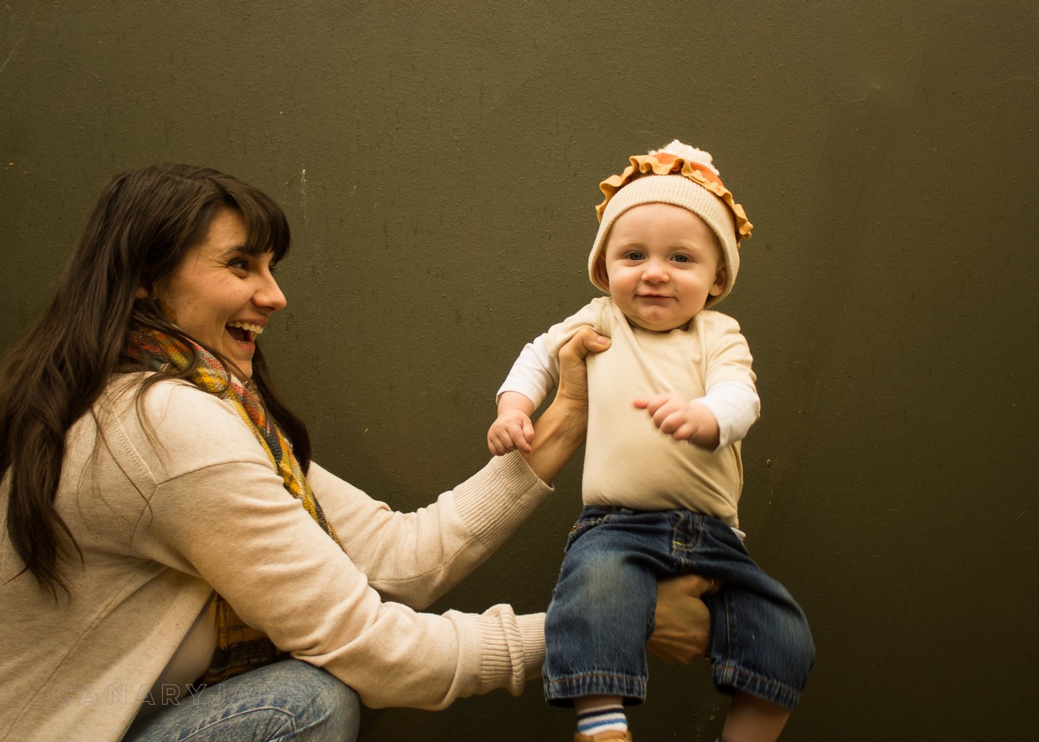 Since it is our babies first Thanksgiving I wanted a simple way for our baby to look festive. So I came up with this simple pumpkin pie DIY beanie because what's better than pie? Nothing. This craft took me a little over an hour and cost me $2! I made one for my baby and one for my daughter. But you could easily make it for an adult too. Here are the instructions to make your own pumpkin pie DIY beanie.