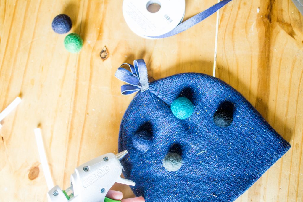 Check out these super fun Thanksgiving food themed beanies. Theres a pumpkin pie, mashed potaoe, and fruit salad. Also if you want to check out the turkey and cornucopia hat click here. 