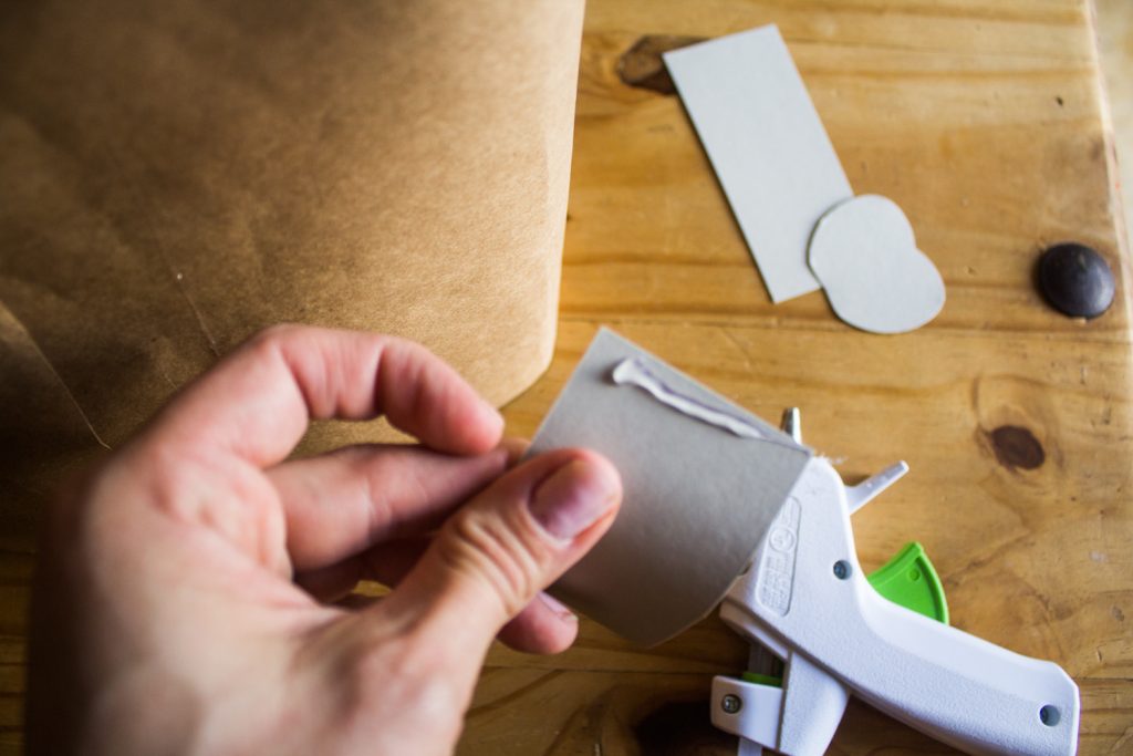 Make these DIY Paper Cornucopia & Thanksgiving Foods Hat Kids Craft with simple supplies like brown butcher paper, beanies, hot glue, and felt balls. Check out this super simple hat craft perfect for kids at school (hey teachers) or for a holiday craft. - Canary Jane